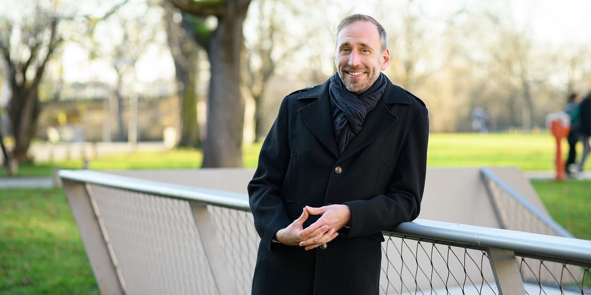 Tobias Vogel, Professor für Wirtschaftspsychologie an der h_da.