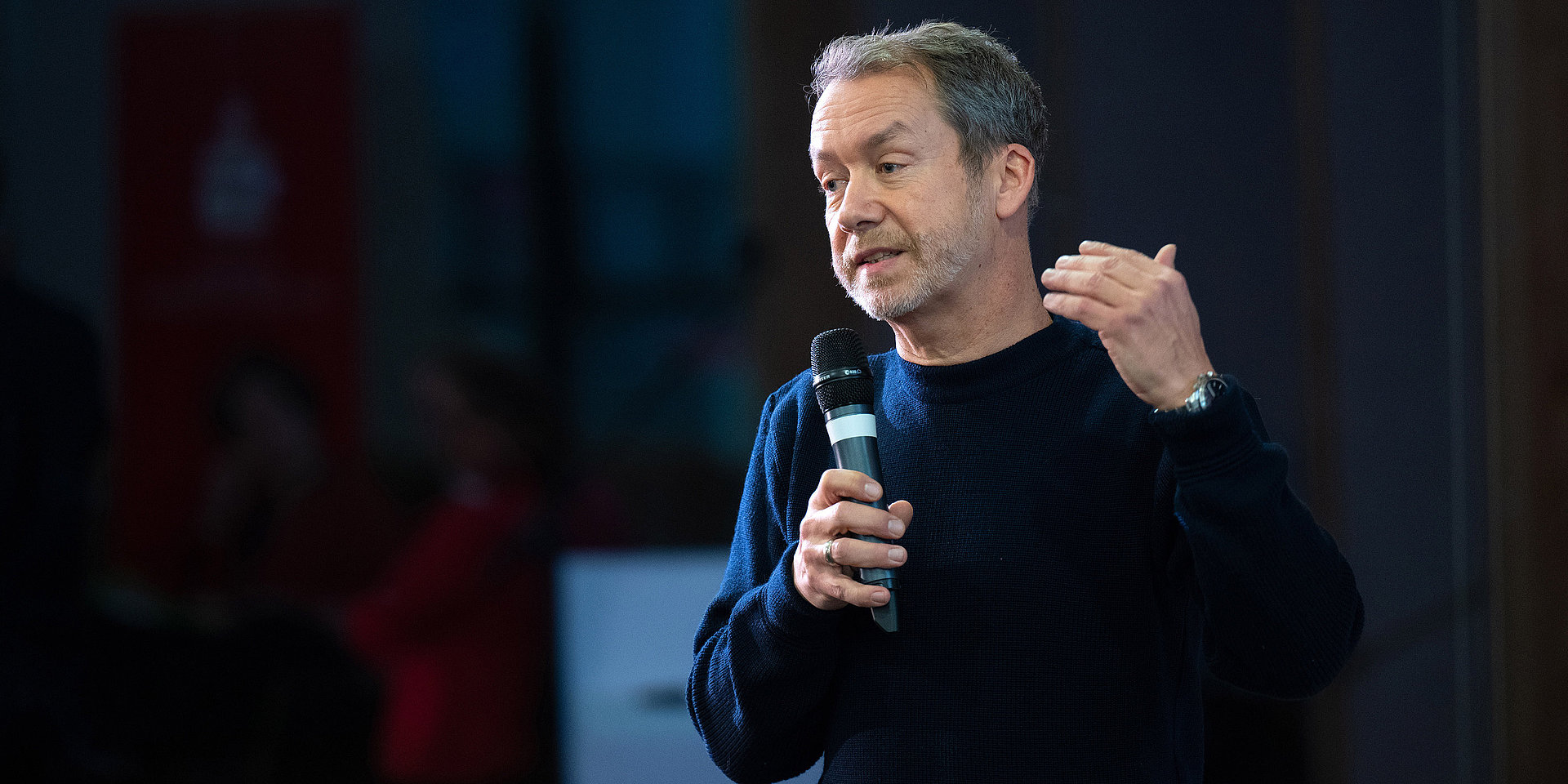 Darmstadts Planungsdezernent Michael Kolmer bei seinem Referat.
